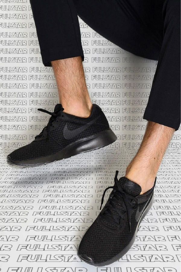 Nike tanjun trainers mens shop