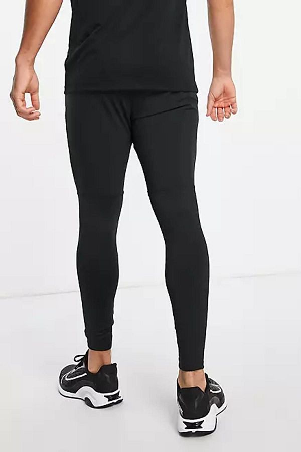 Nike hybrid joggers in black best sale
