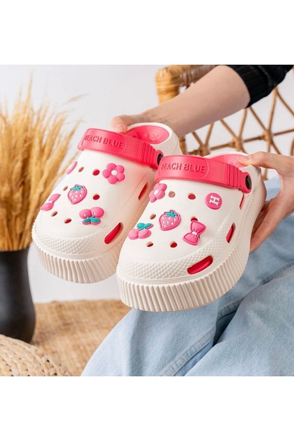 Rooster slippers deals