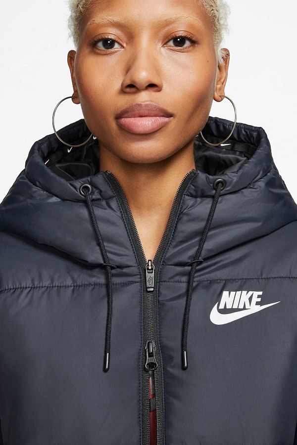 Nike Sportswear Synthetic fill Thermore Black Women s Parka Trendyol