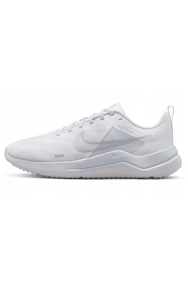 Nike Walking Shoes White Flat Trendyol