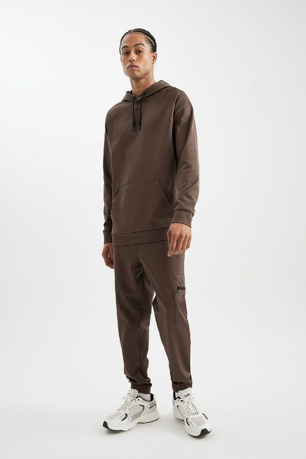 DeFacto-Braune Herren-Jogger-Jogginghose mit normaler Passform, Reißverschlusstasche, Skuba-Tauchstoff, D1952ax24au 1
