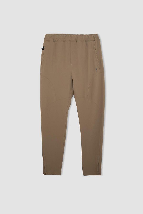 DeFacto-Fit Sportsman Jogger Sweatpants Slim Fit Slim Fit Woven Three Pocket Zippered Leg B2780Ax24Sm 1