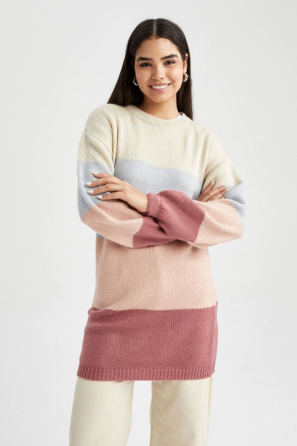 DeFacto-Regular Fit Crew Neck Color Block Basic Plain Tunic Z8082Az22Wn 1