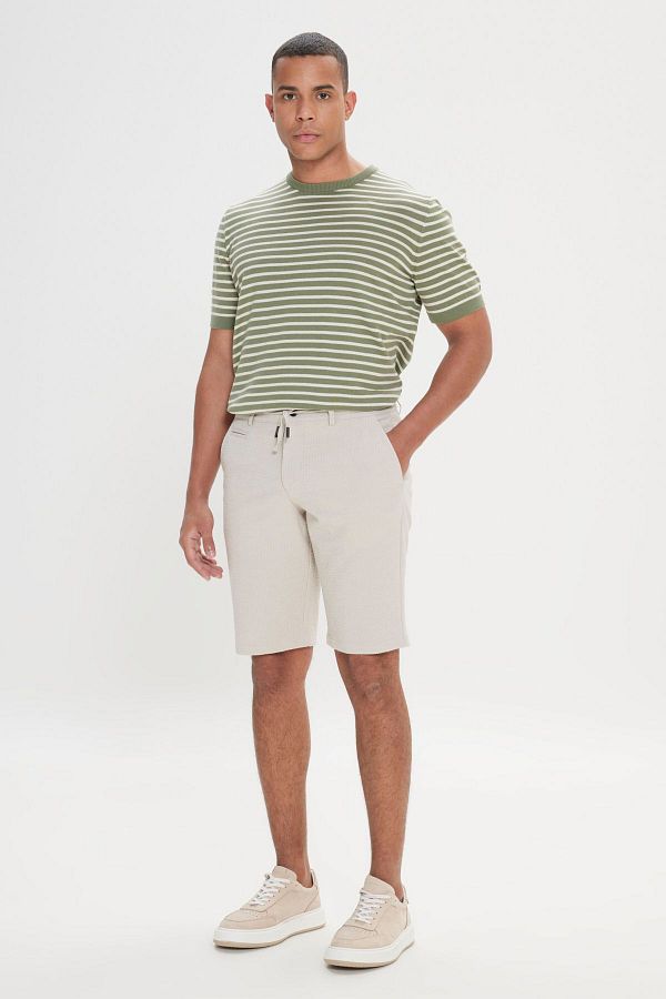 AC&Co / Altınyıldız Classics-Ανδρικό σορτς σε μπεζ Slim Fit με πλαϊνές τσέπες Seersucker σχέδιο 1