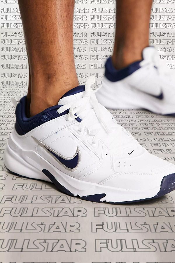 All white nike training shoes hotsell