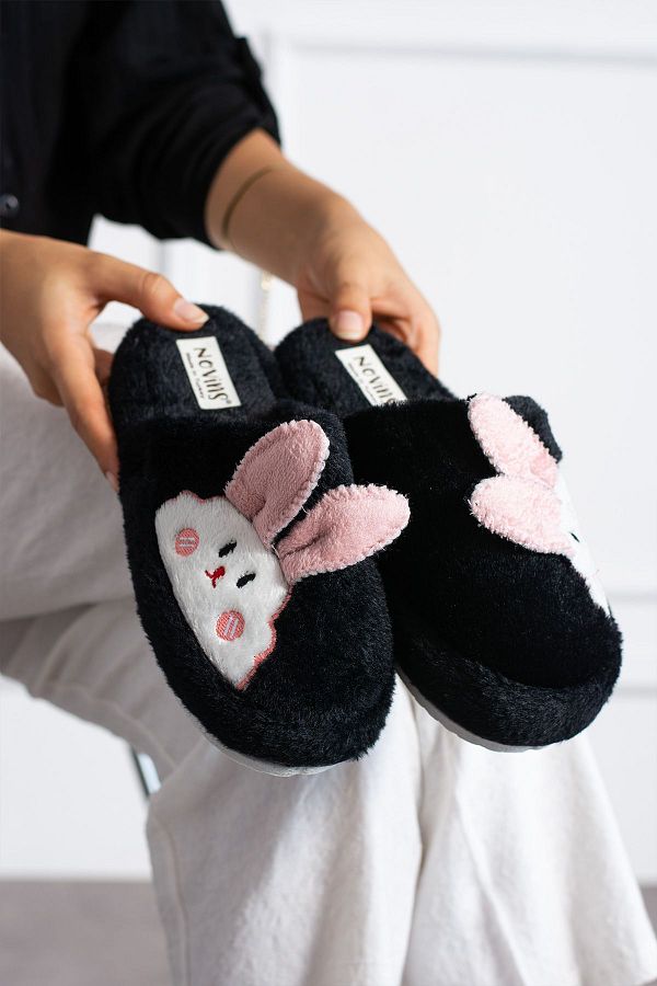 Stylish house slippers cheap