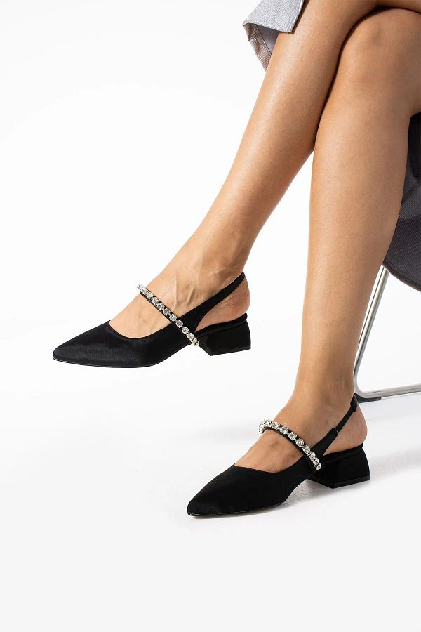 SHOW LİFE-Pantofi din satin cu toc de piatră 1