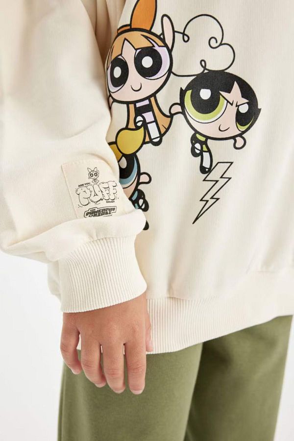 Defacto Girl s Powerpuff Girls Oversize Wide Fit Crew Neck Sweatshirt C9514A824Au Trendyol