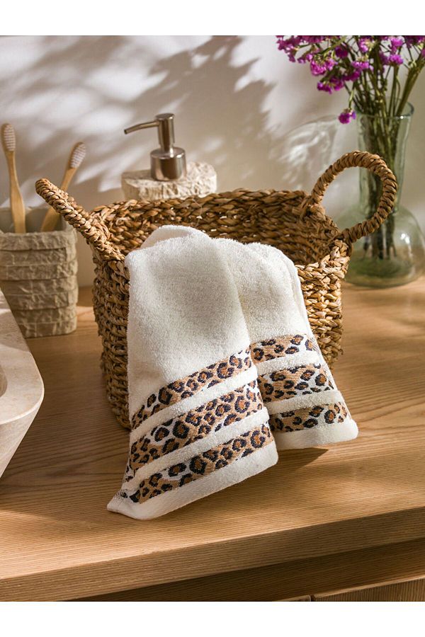 LC Waikiki Leopard Print Face Towel 50X80 cm Trendyol