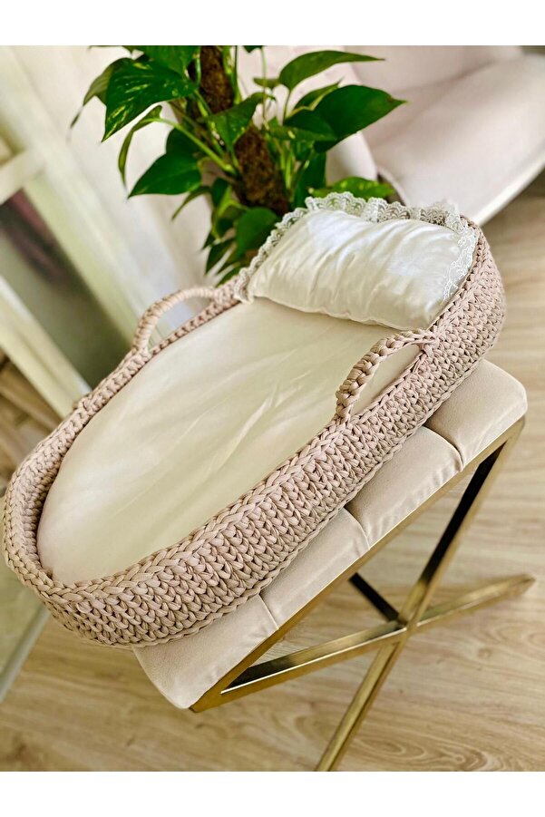 Ms El Yapımı Örgü Bebek Puseti Ahşap Taban