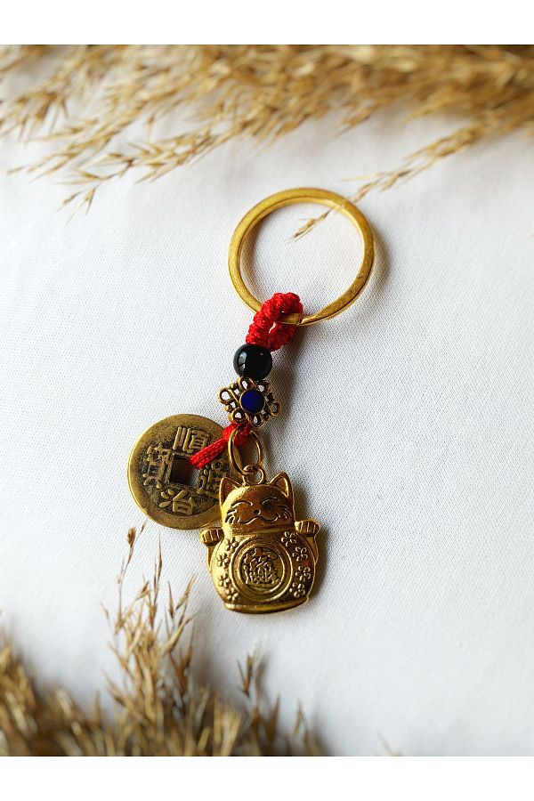 Maneki neko keychain hotsell