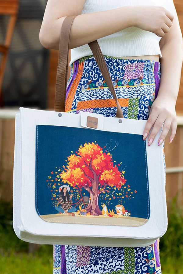PaPPatik lk Ad mlar Large Size Felt Shoulder Bag Women s Shoulder Bag Autumn Printed 39X33X10Cm Trendyol