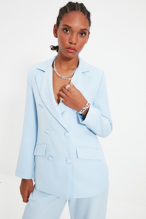 Light blue blazer woman 2025