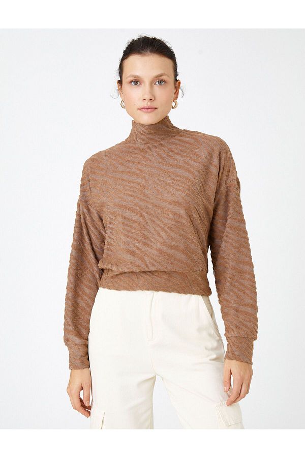 Koton Turtleneck Sweatshirt Trendyol