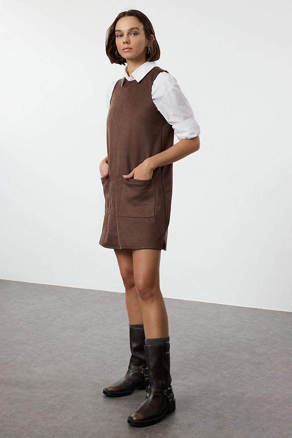 Trendyol Collection-Кафява плетена рокля MiniALine кройка - детайл с джоб, права кройка Twoaw25el00404 1