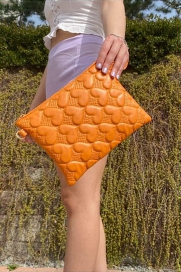 NOVAFACE Orange Heart Patterned Std Women s Portfolio Clutch X cm Classic Trendyol