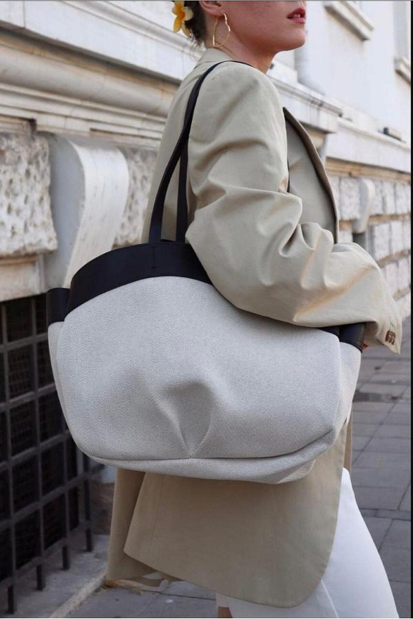 Valencia canvas shoulder bag cheap