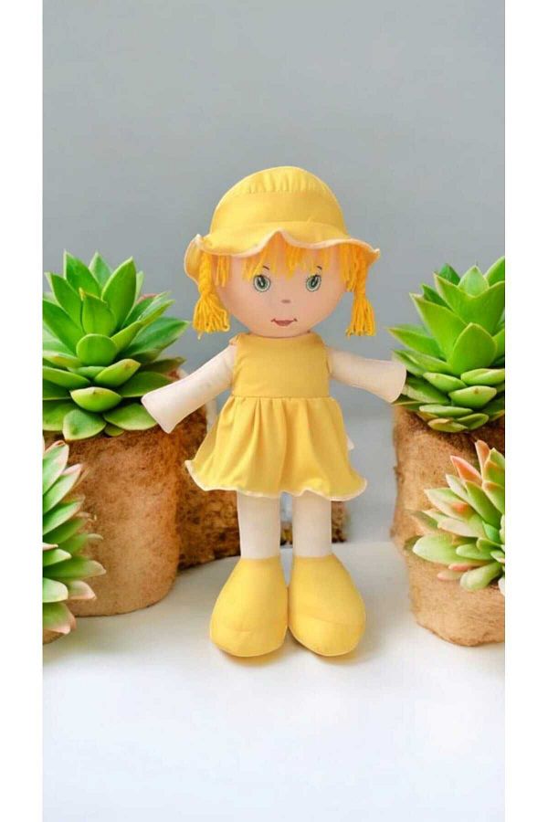 Gut puzen-Yellow Doll 65 cm Tall Doll 1