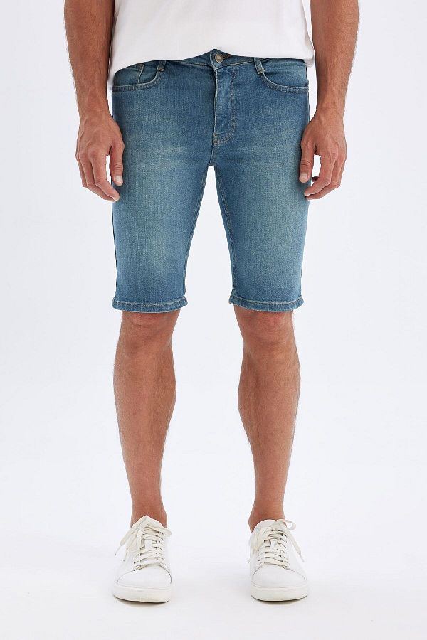 Skinny leg bermuda shorts hotsell