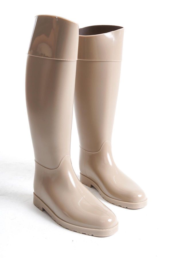 Flat sole rain boots online