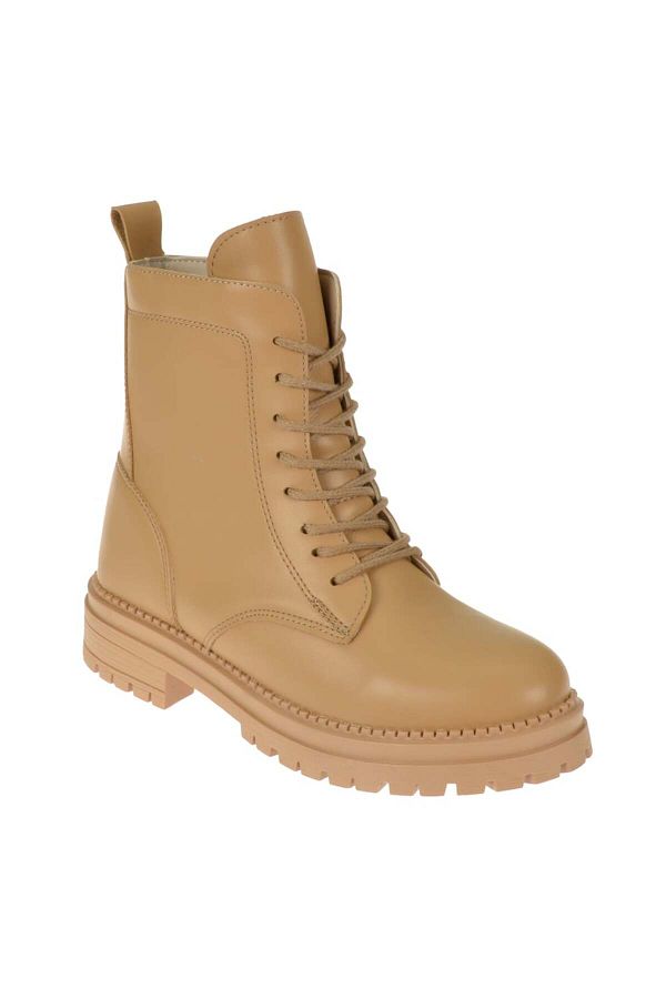 Pullman boot company shop