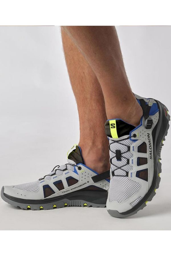 Solomon water shoes deals