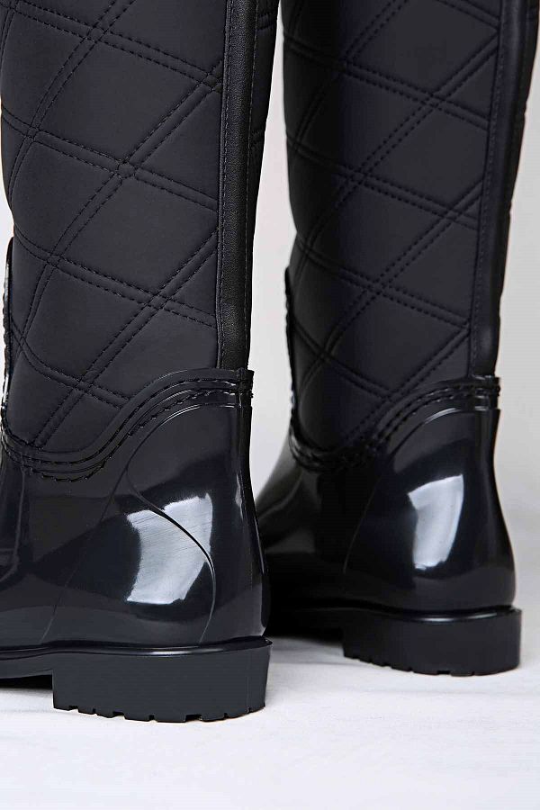Womens quilted rain boots 2025