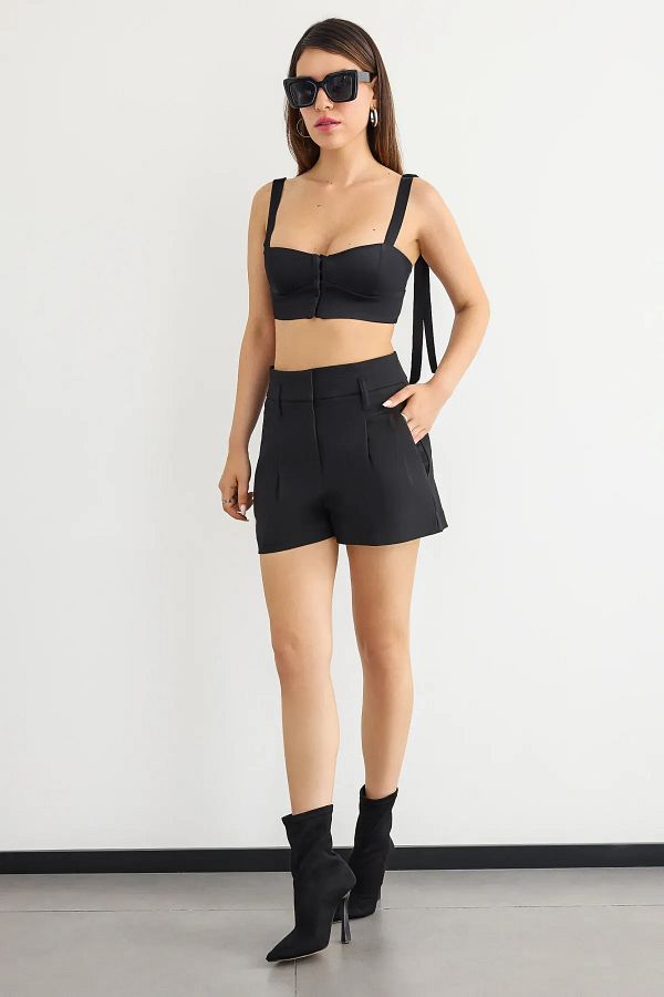 Hiccup-Pleated High Waist Shorts 1