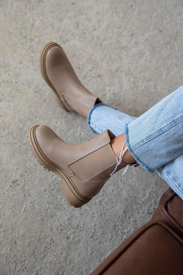 STRASWANS-Helen Women's Rubber Detail Genuine Leather Boots Mink 1