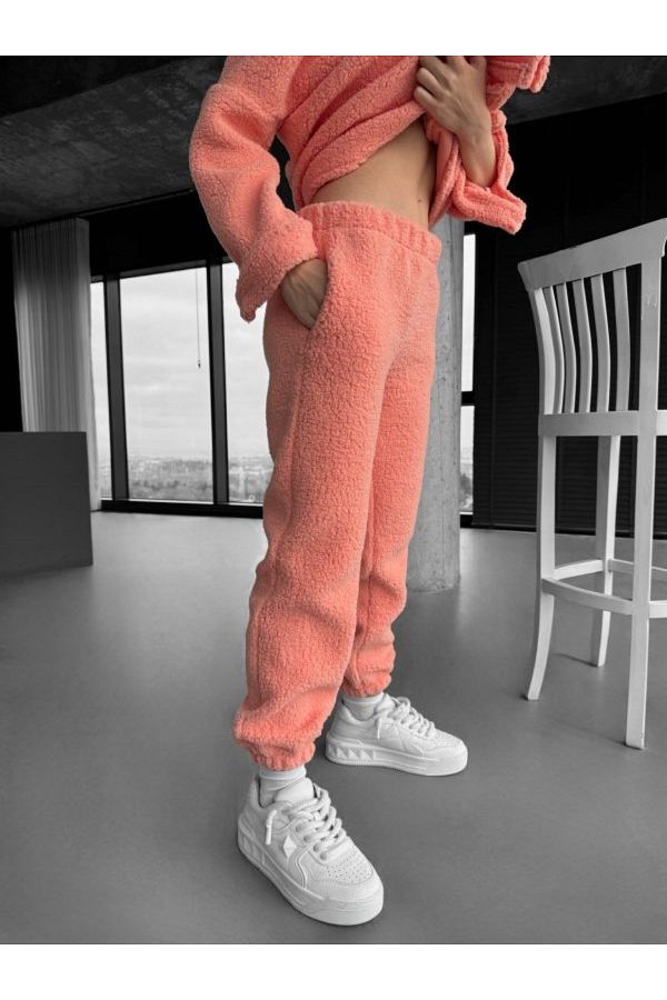 Salmon colored sweatpants outlet