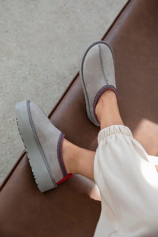 Flat sole slippers deals
