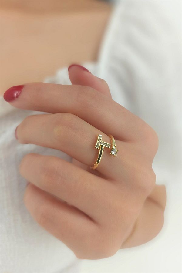 Clk Accessories Stoned T Letter Ring Stonedharfringt Trendyol