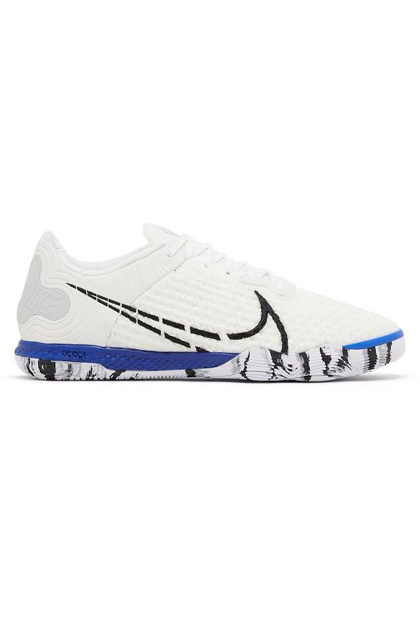 White indoor football shoes cheap