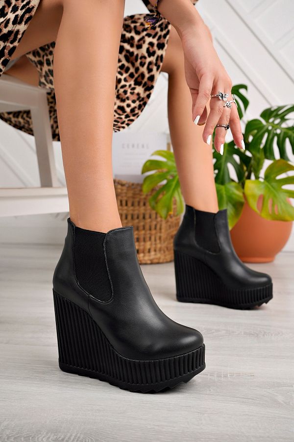 kubiano Women s Rubber Detailed Wedge Heel Boots 11.5cm Trendyol