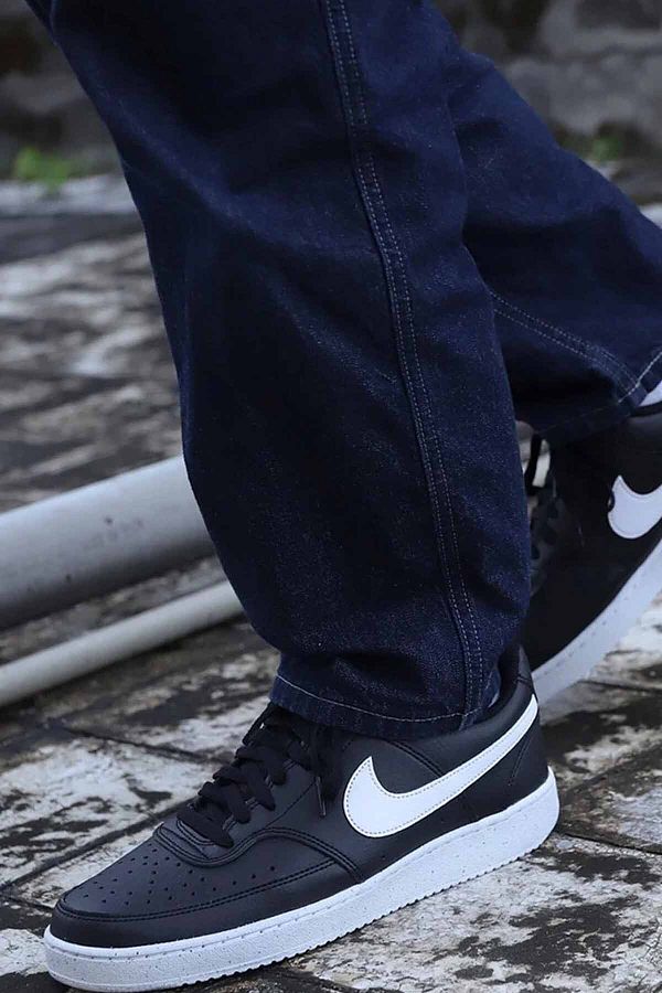 Nike street shoes top