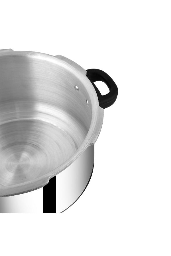 Prestige deluxe plus 7.5 l pressure cooker on sale