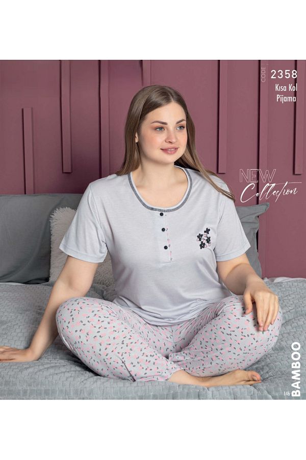 Plus size pajama short set top