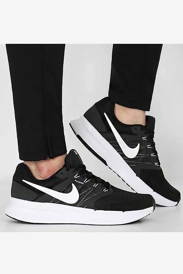 Nike sportswear shoes shop