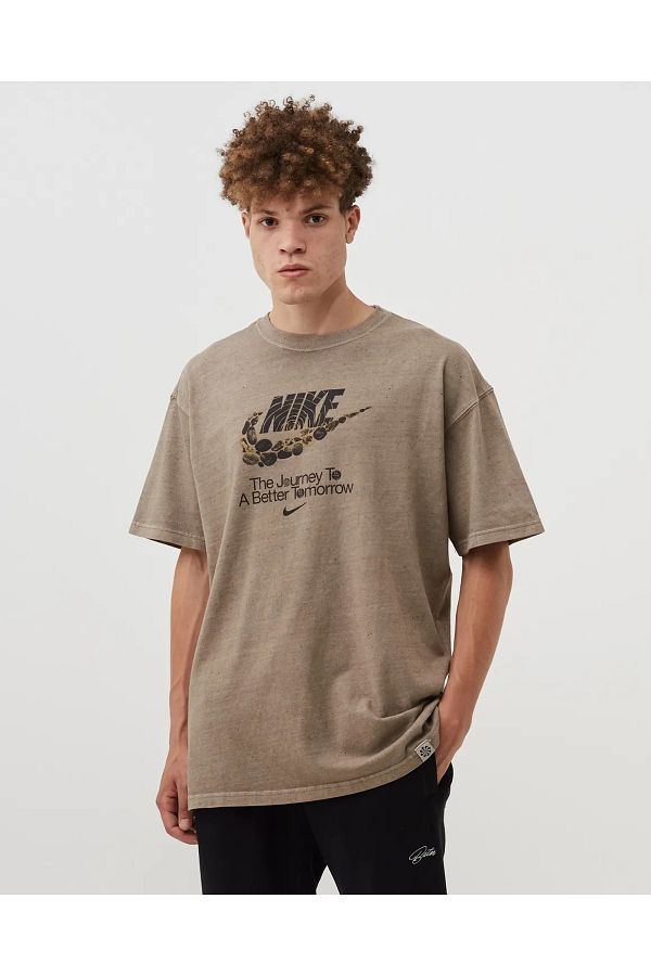 Nike Men s Sportswear The Journey to a Better Tomorrow Short Sleeve T Shirt Trendyol