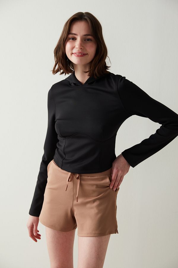 Penti-Side Split Shorts 1