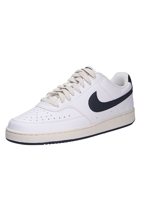 Nike flat tennis shoes deals