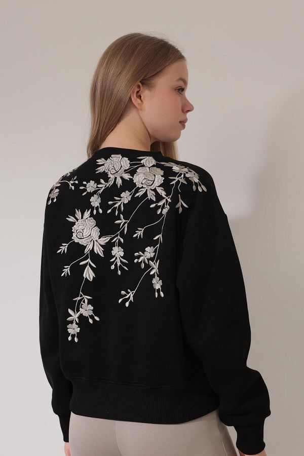Rose embroidered sweatshirt store