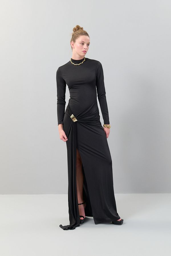 Roman black and gold dress shop