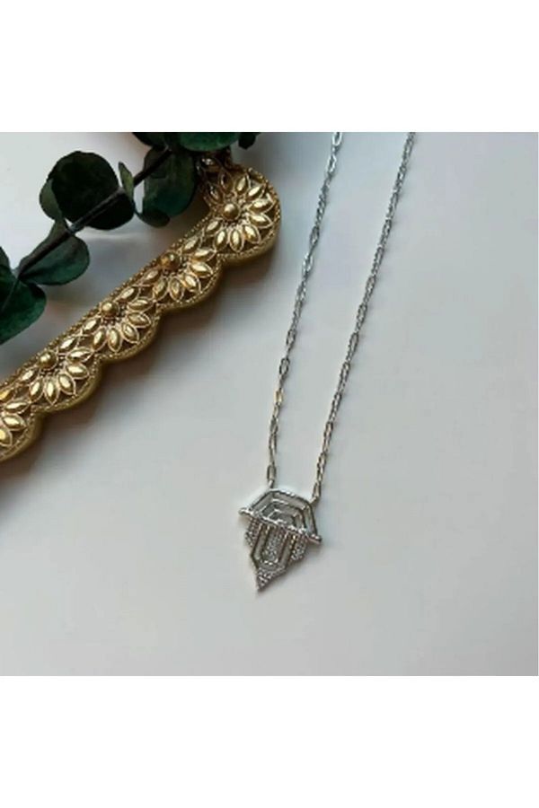 Non tarnish silver necklace hotsell