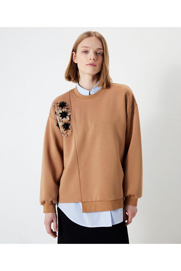 İpekyol-Flower embroidered sweatshirt 1