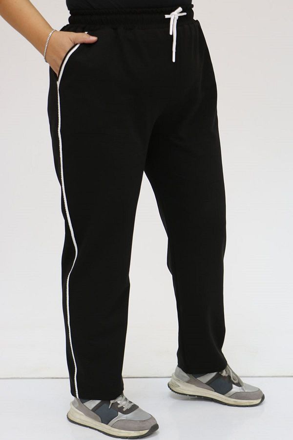 Eslina-49512 Large Size Two Thread Sweatpants with Pinching Piping - Black 1