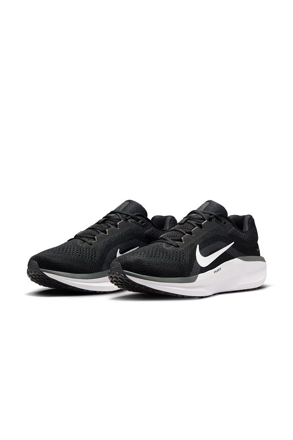 Nike flat tennis shoes on sale
