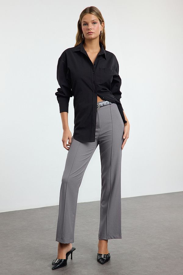 Trendyol Collection-Graue, gerade geschnittene, gerippte, genähte Webhose mit hoher Taille TWOSS21PL0093 1
