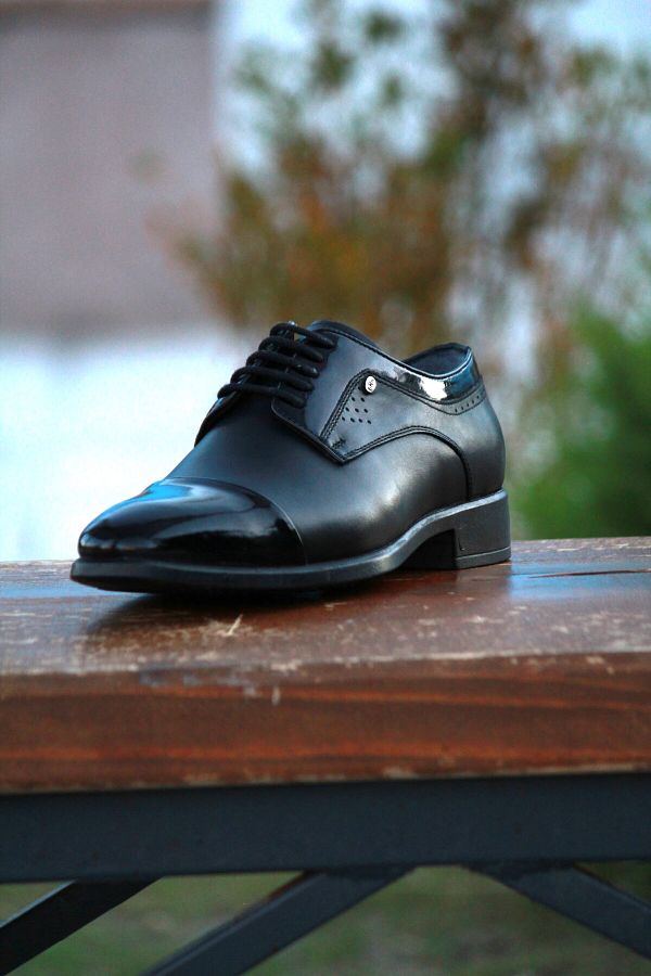 L CCAS Men s Seasonal Genuine Leather Patent Leather Rubber Sole Tied Semi Patent Leather Trendyol